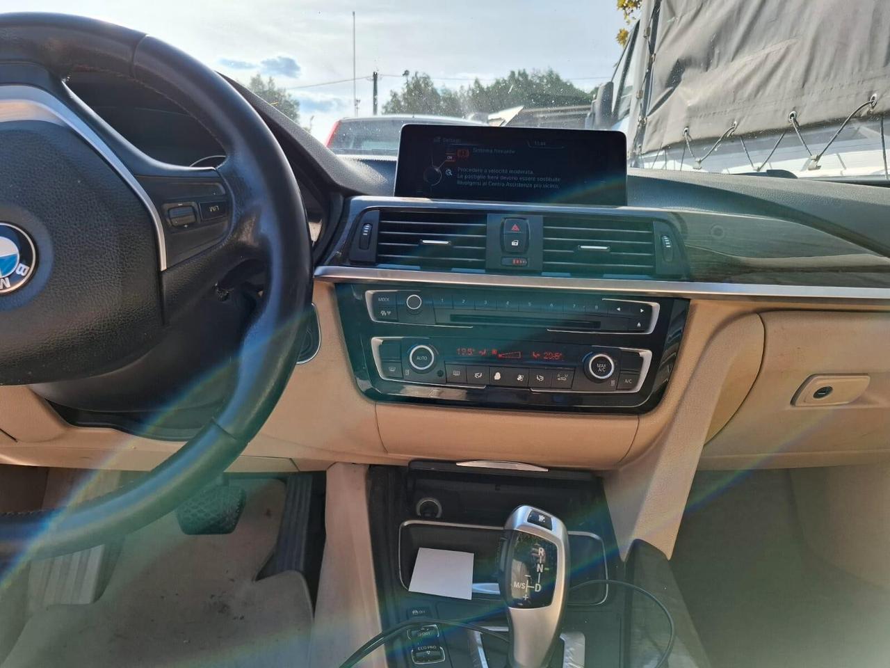 Bmw 330 330dA Touring Sport