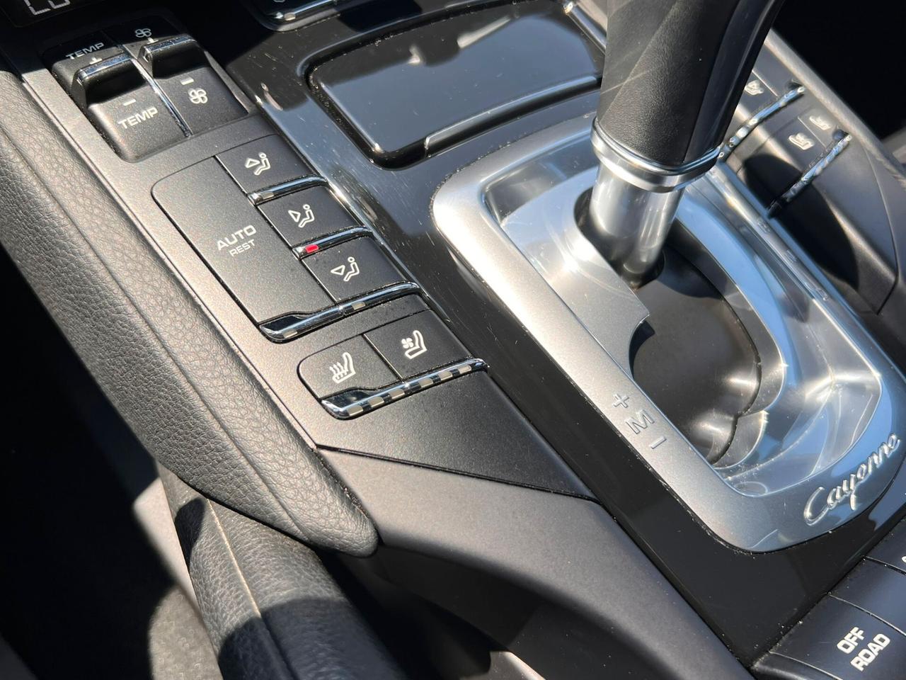 Porsche Cayenne 3.0 Diesel 245CV no superbollo