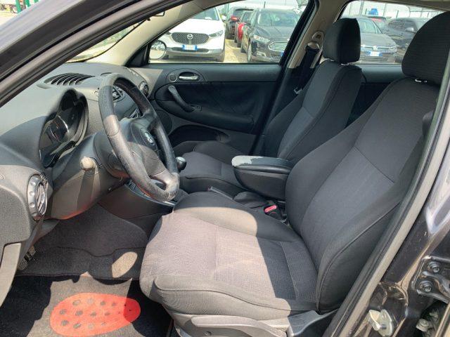 ALFA ROMEO 147 1.9 JTD (120) 5 porte Murphy&Nye