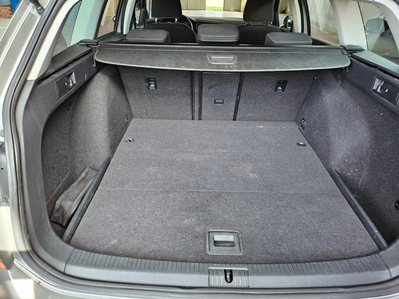 Volkswagen Golf Variant 1.6 TDI 110 CV Highline Tl