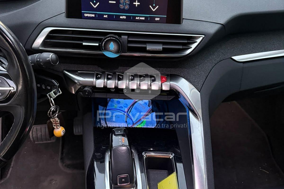 PEUGEOT 3008 BlueHDi 120 S&S EAT6 Allure
