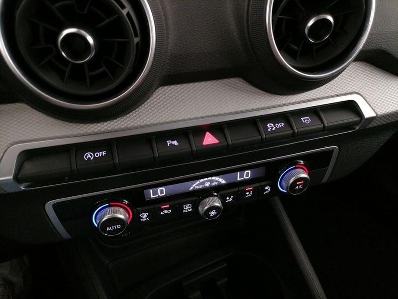 Audi Q2 35 2.0 tdi Business s-tronic