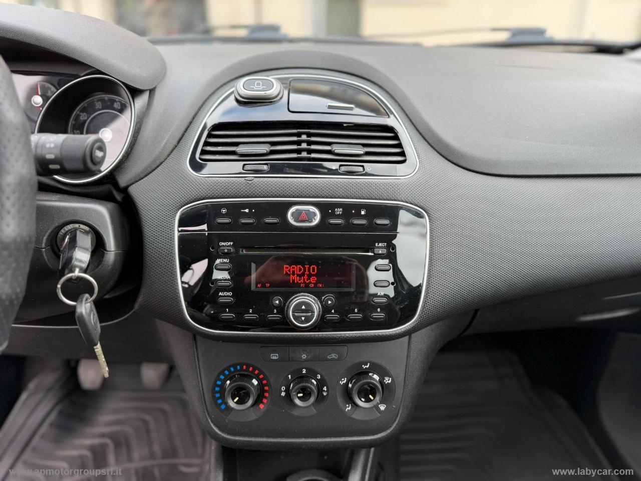 FIAT Punto 1.4 5p. EMOTION Natural Power