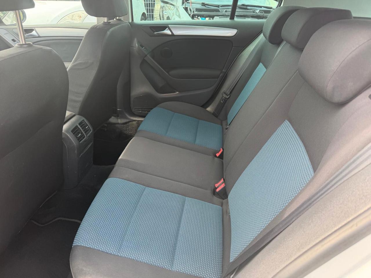 Volkswagen Golf 1.6 TDI DPF 5p. Highline-09/2010