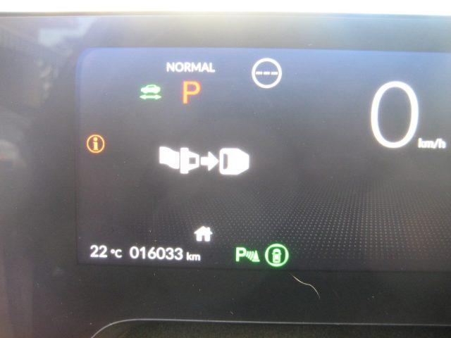 HONDA e Advance 17