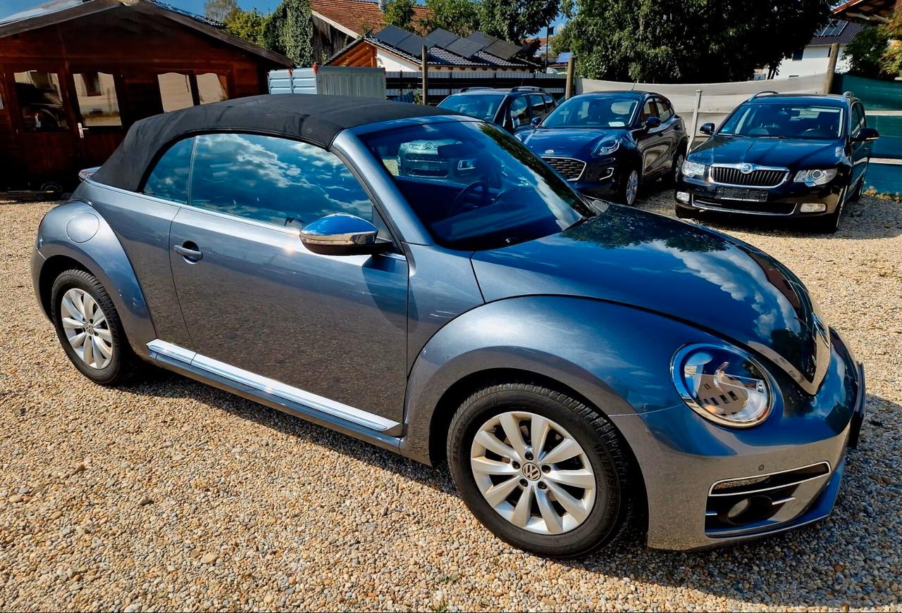 Volkswagen Maggiolino Cabrio 2.0 TDI Design BluMotion Technology