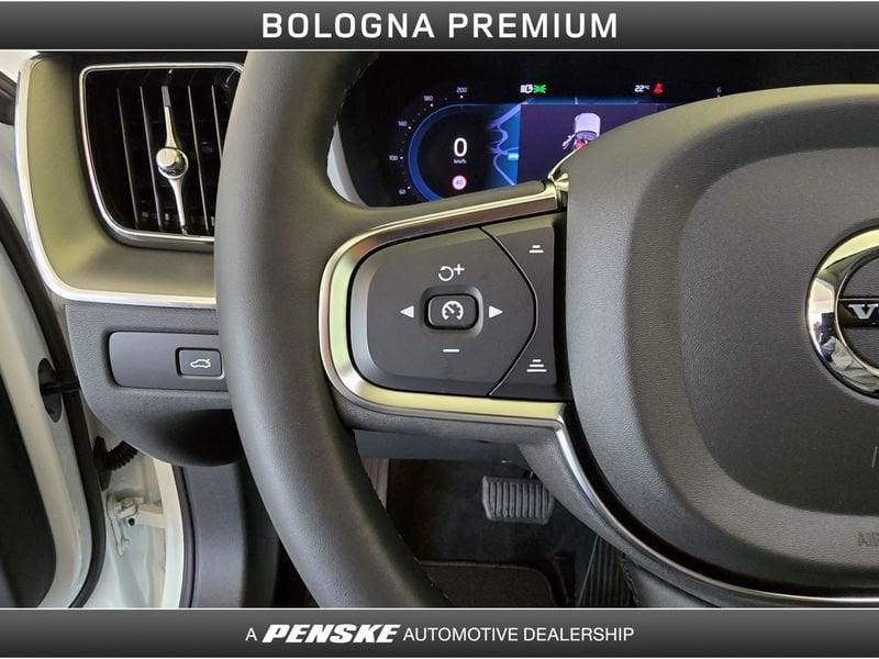 Volvo XC60 B4 (d) AWD automatico Core