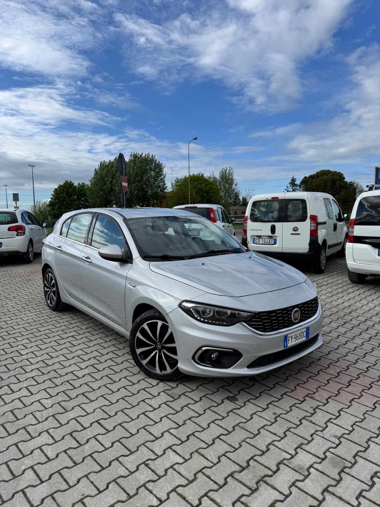 Fiat Tipo 1.6 Mjt S&S 5 porte Lounge