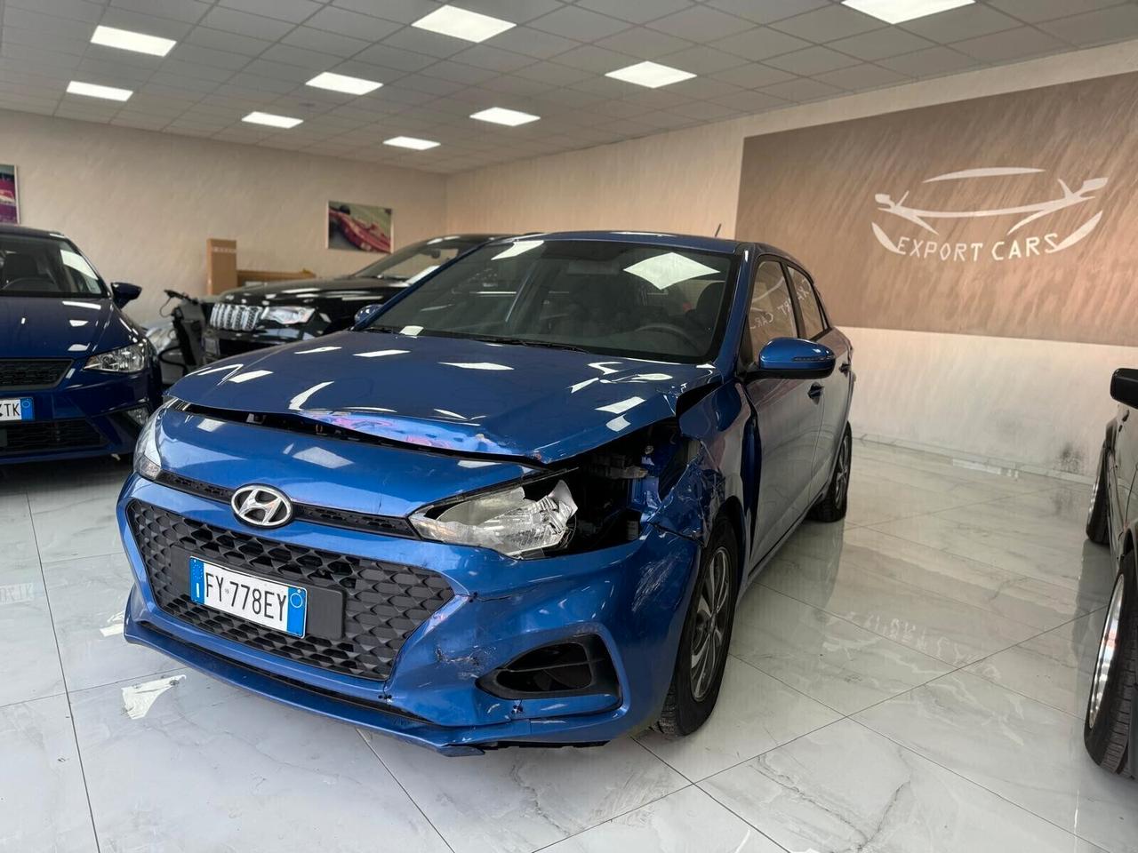 Hyundai i20 1.2 5 porte Econext Connectline - Danneggiata