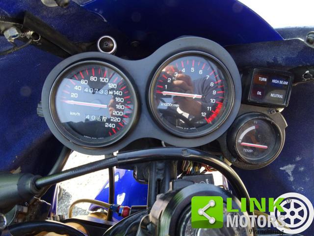 YAMAHA RD 500 LC REPLICA VALENTINO ROSSI