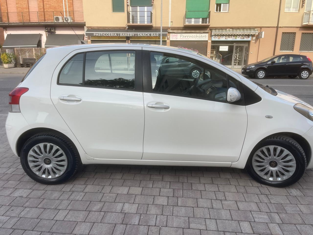 Toyota Yaris 1.4 D-4D DPF 5 porte M-MT Sol