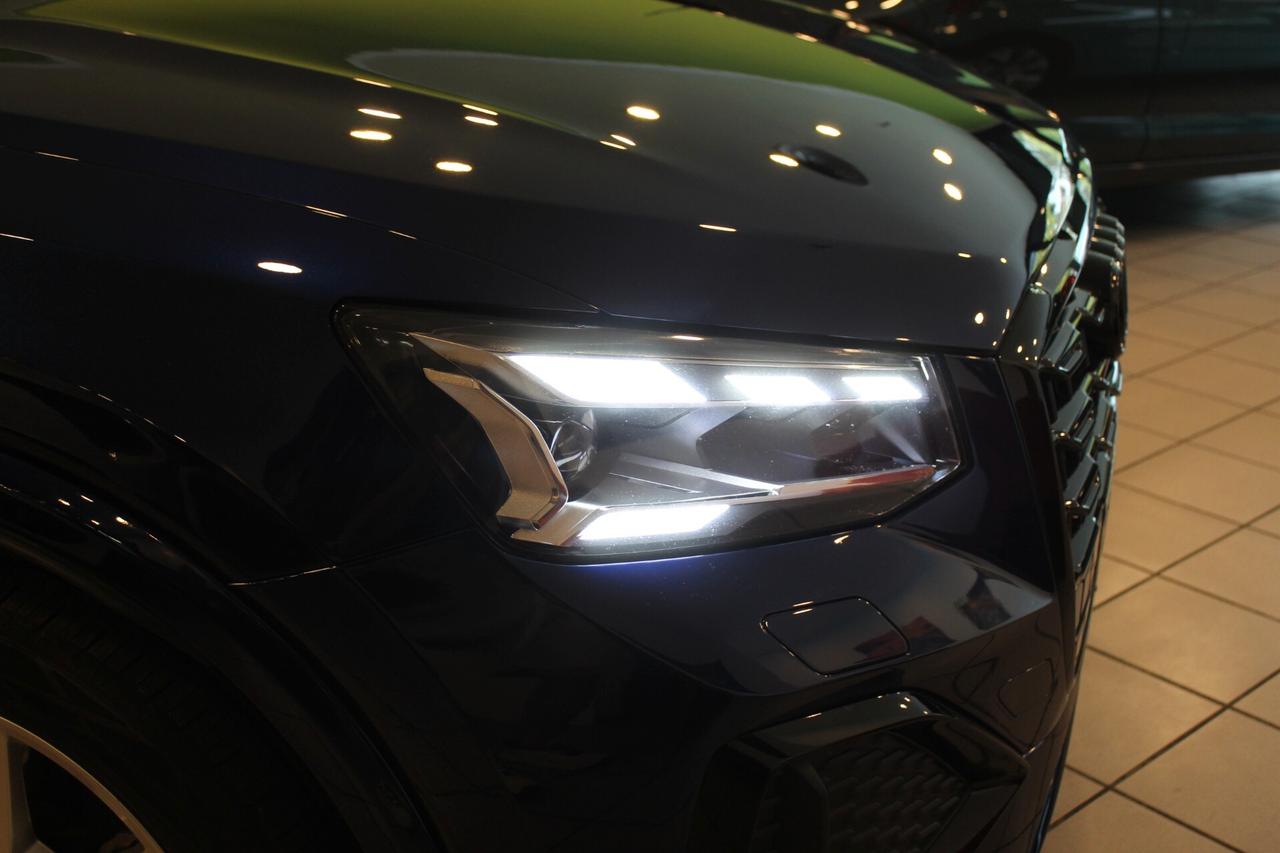 Audi Q2 35 TDI quattro S tronic Business