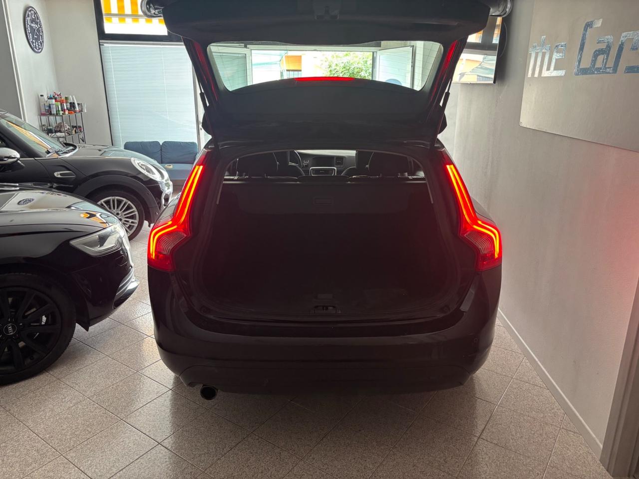 Volvo V60 D2 1.6 Kinetic N1