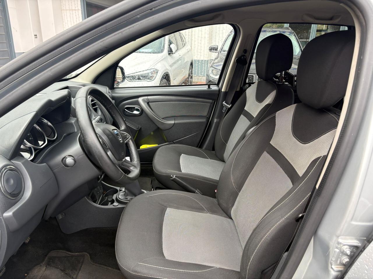 Dacia Duster 1.6 115CV Start&Stop 4x2 GPL Lauréate