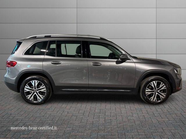 MERCEDES-BENZ GLB 180 d Automatic Progressive Advanced