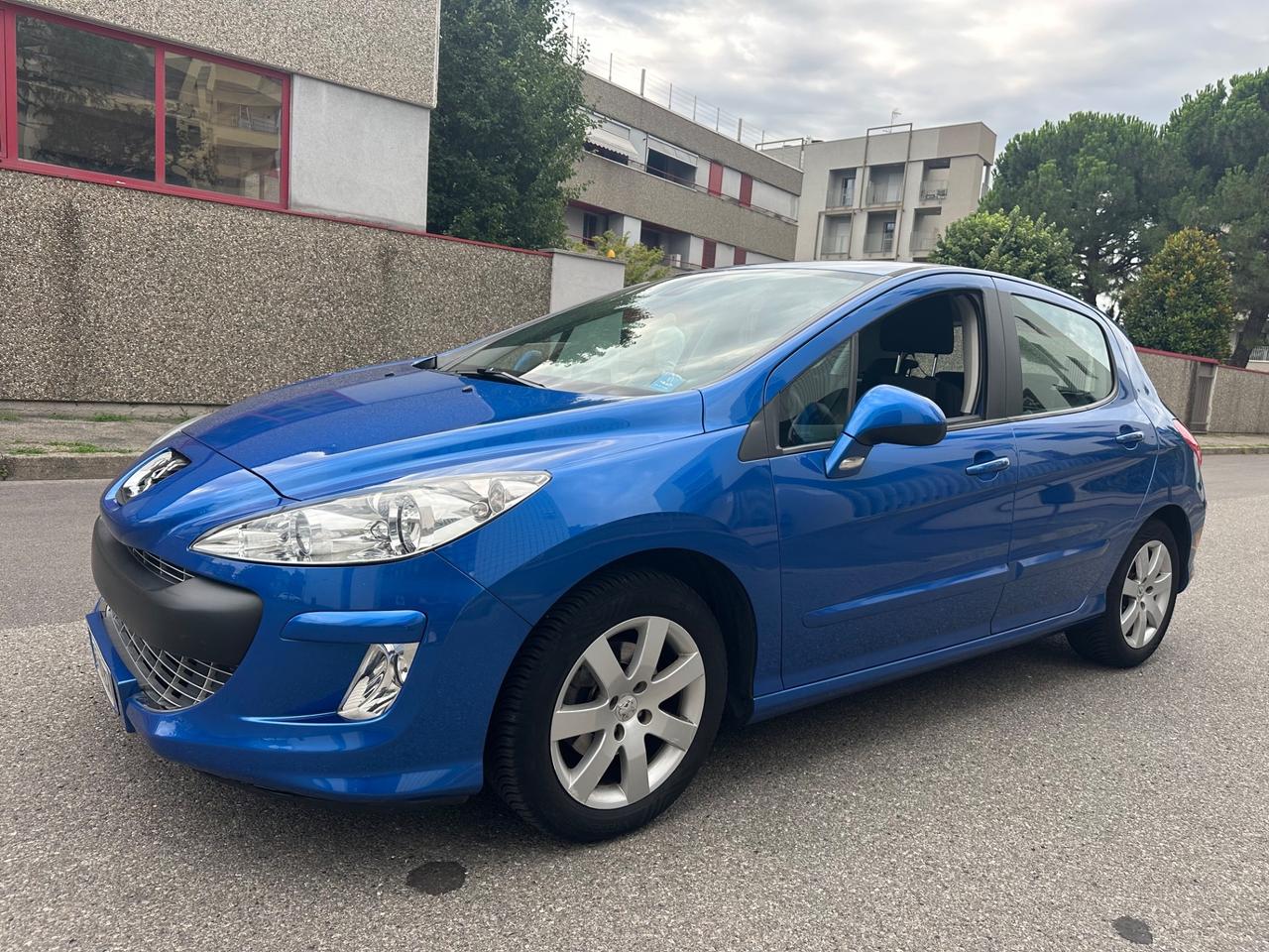Peugeot 308 1.6 VTi 120CV 5p. Premium - ok neopatentati - euro 5