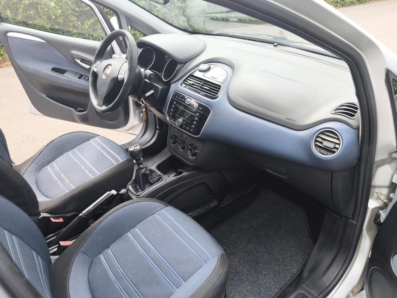 FIAT PUNTO EVO 1.2 5 DYNAMIC "OK NEOPATENTATI"