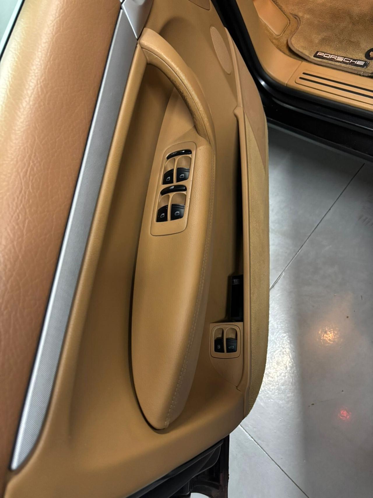 Porsche Cayenne 3.2 V6 cat