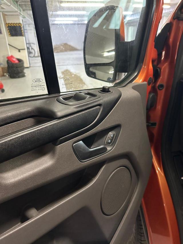 FORD Transit Custom 280 2.0 TDCi 130 PC Furgone Trend