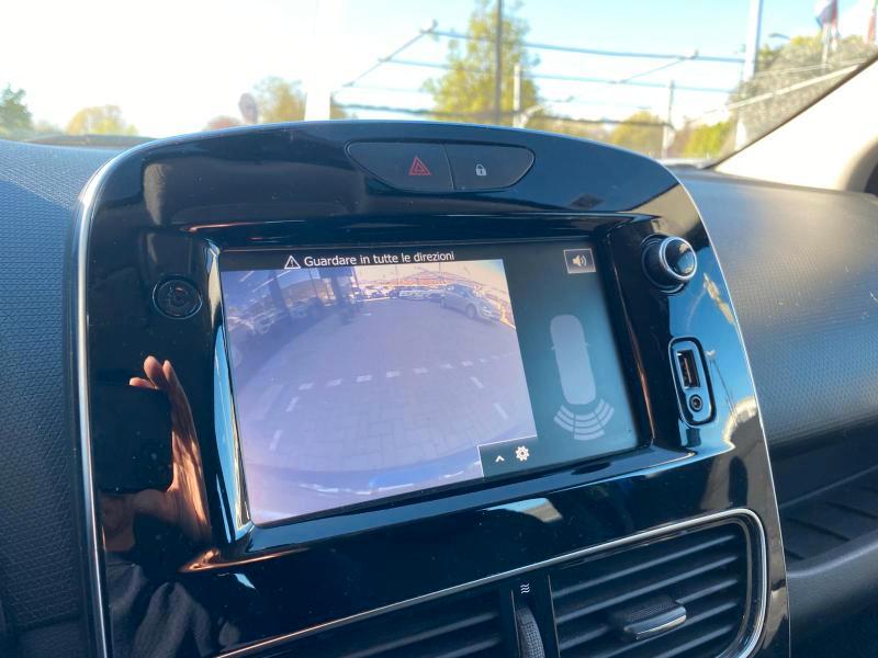 Renault Clio 5 Porte Clio 0.9 tce Moschino Zen Gpl 90cv