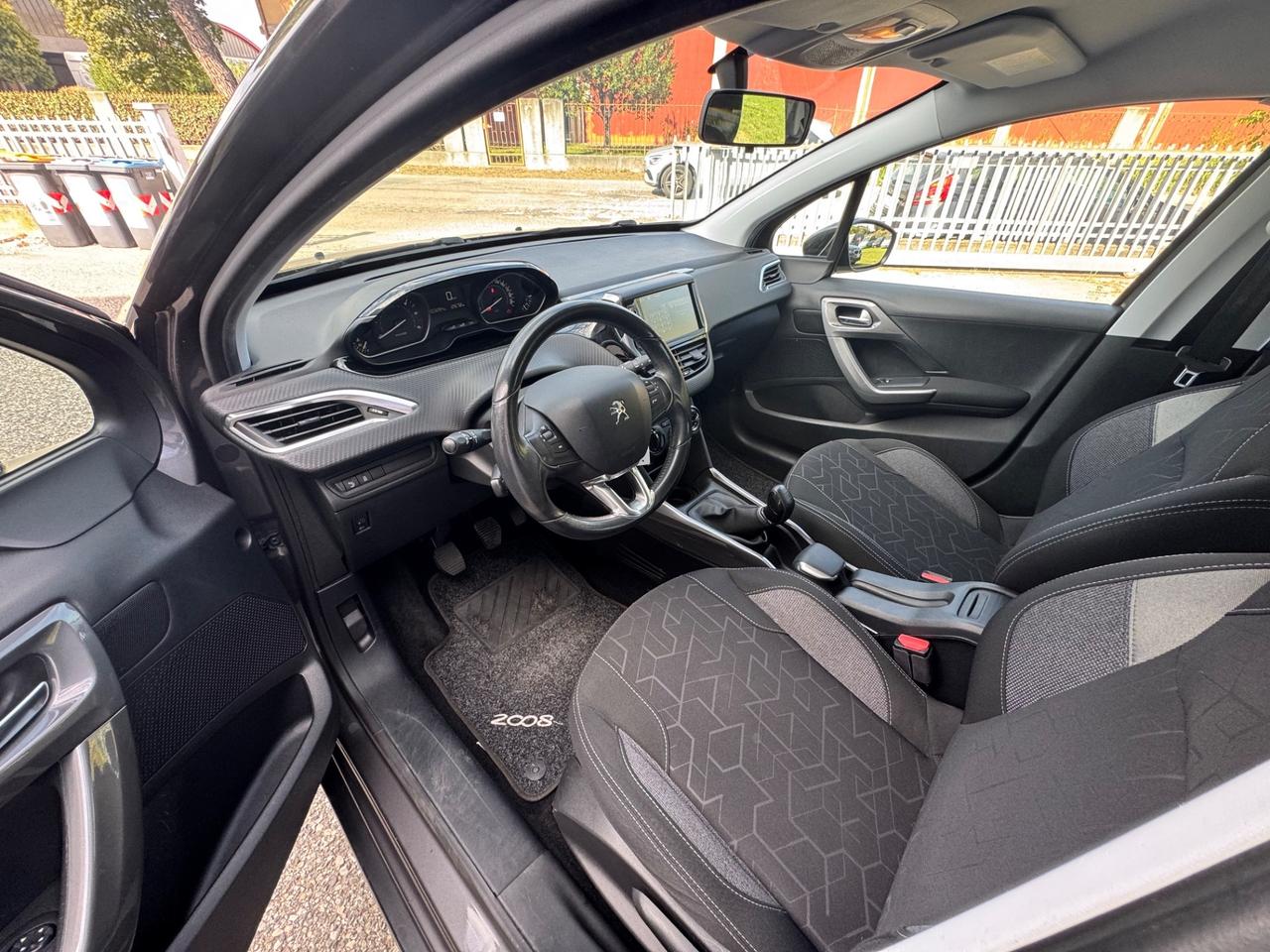 Peugeot 2008 BlueHDi 100 Active