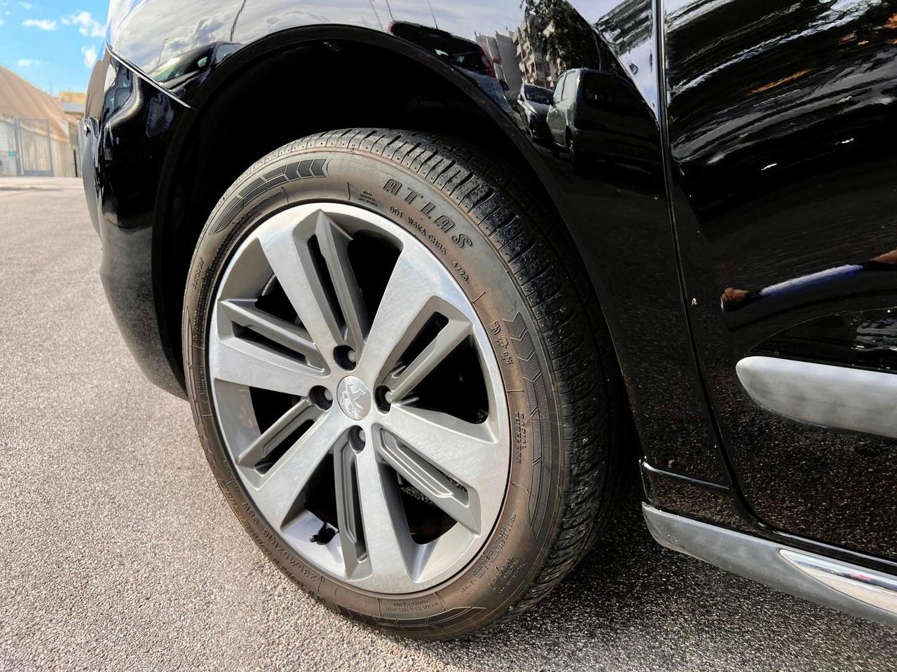 Peugeot 3008 BlueHDi 115 EAT6 S&S Allure