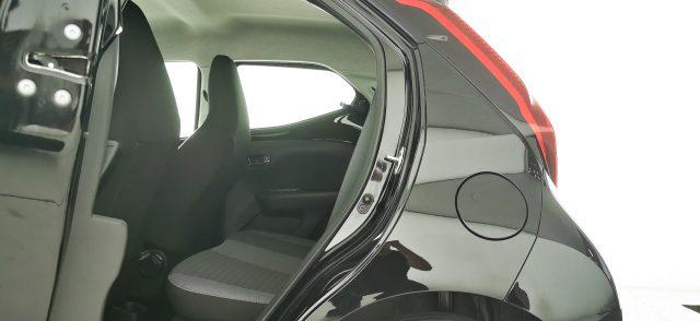 TOYOTA Aygo Connect 1.0 VVT-i 72CV x-business CAMBIO AUTOM.
