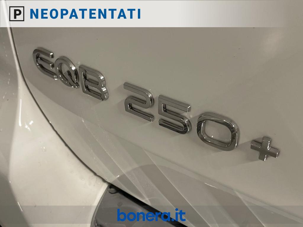 Mercedes EQB 250+ AMG Line Advanced