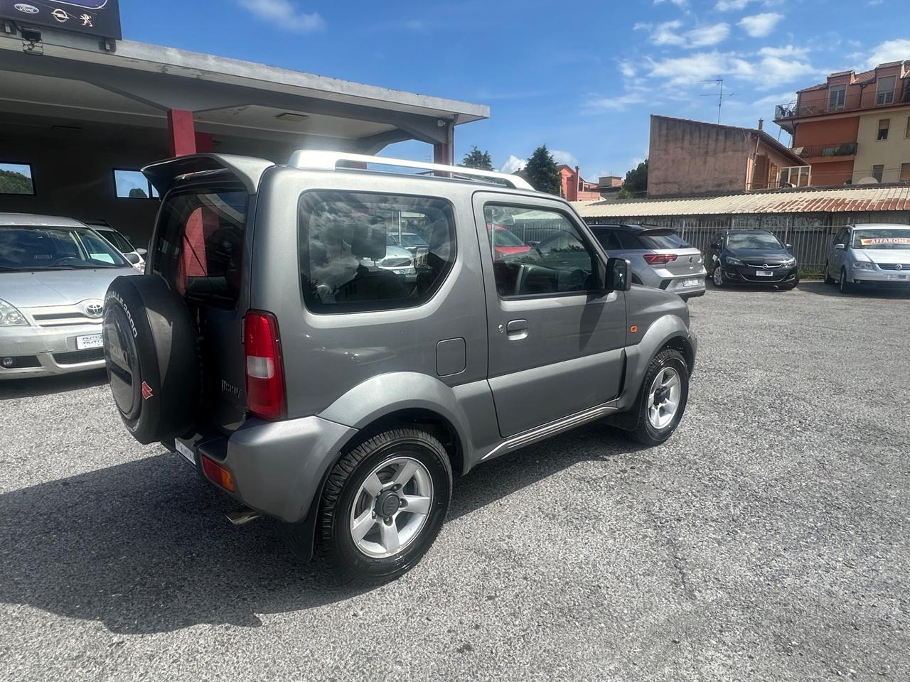 Suzuki Jimny 1.3i 16V cat 4WD JLX