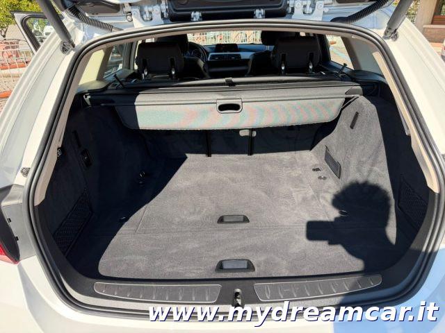 BMW 320 d Touring Business XDRIVE