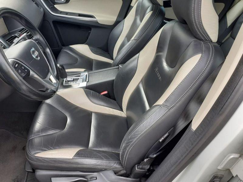 Volvo XC60 D5 AWD Geartronic R-design KM CERTIFIC-GARANZIA
