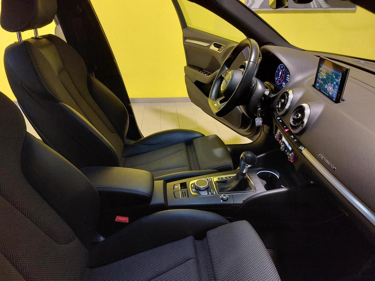 Audi A3 Sportback 2.0 TDI S-LINE QUATTRO 184CV S-TRONIC