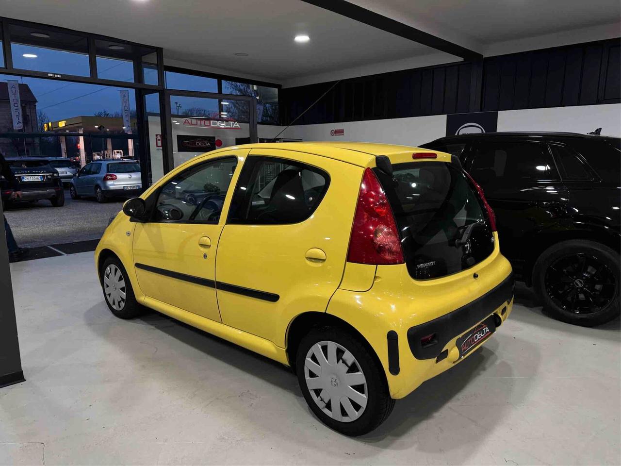 Peugeot 107 1.0 68CV 5p. Allure