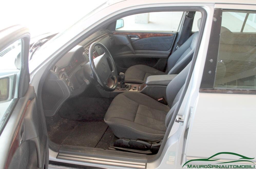 Mercedes-benz E 200 MERCEDES KOMPRESSOR ELEGANCE 186 CV