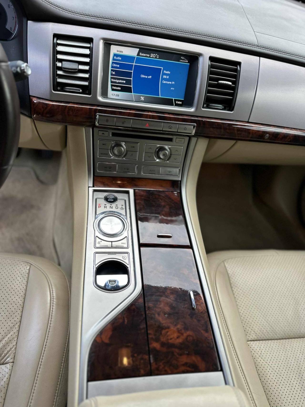 Jaguar XF 3.0 V6 PREMIUM LUXURY KMCERT GARANZ UNICOPR