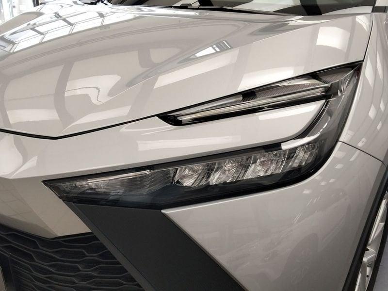 Toyota C-HR Plug-in Hybrid 220 Active