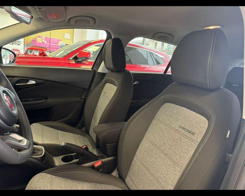 FIAT Tipo 5 P. 1.5 Hybrid DCT SW Cross