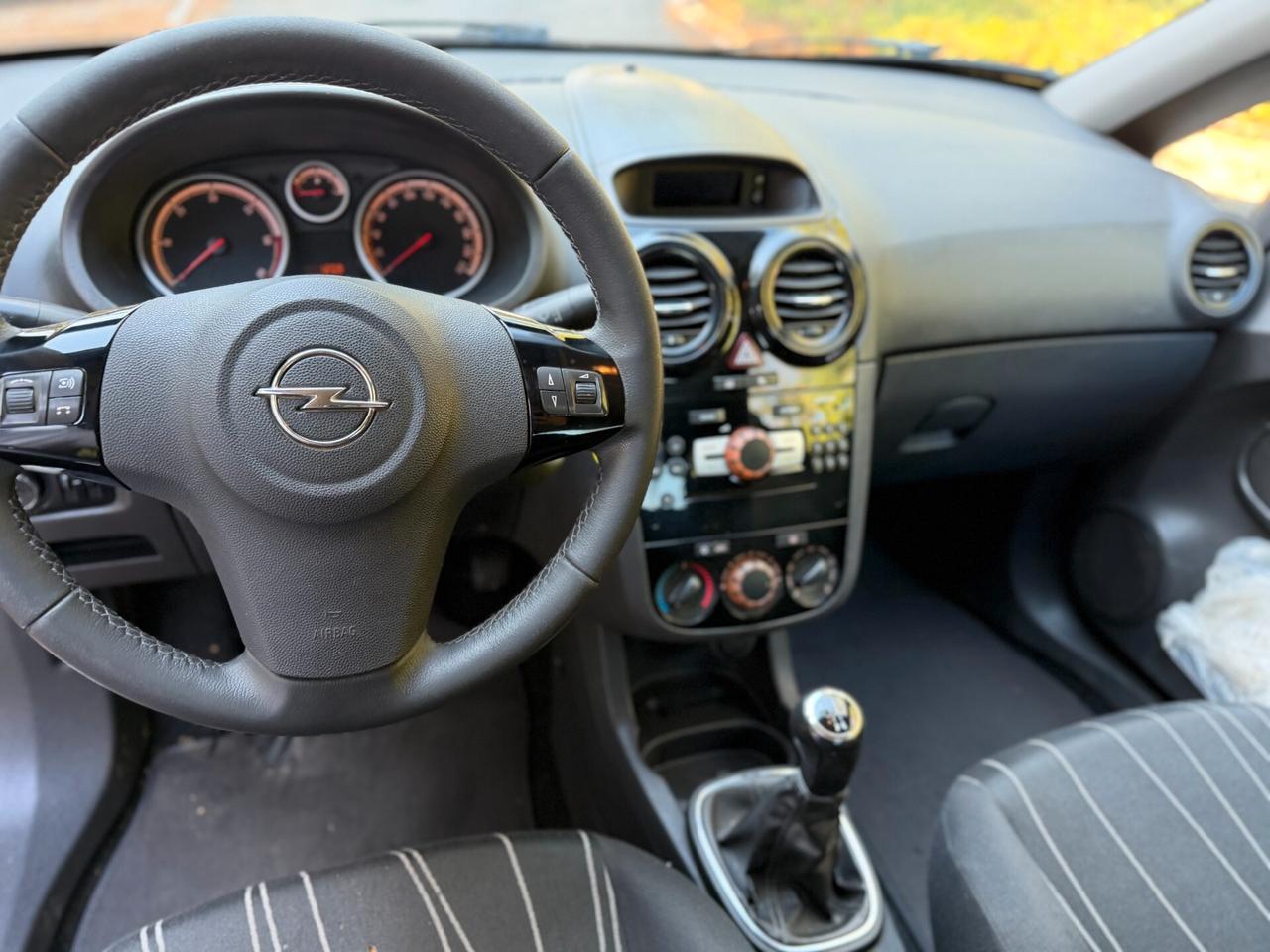 Opel Corsa 1.3 CDTI 75CV OK NEOPATENTATI