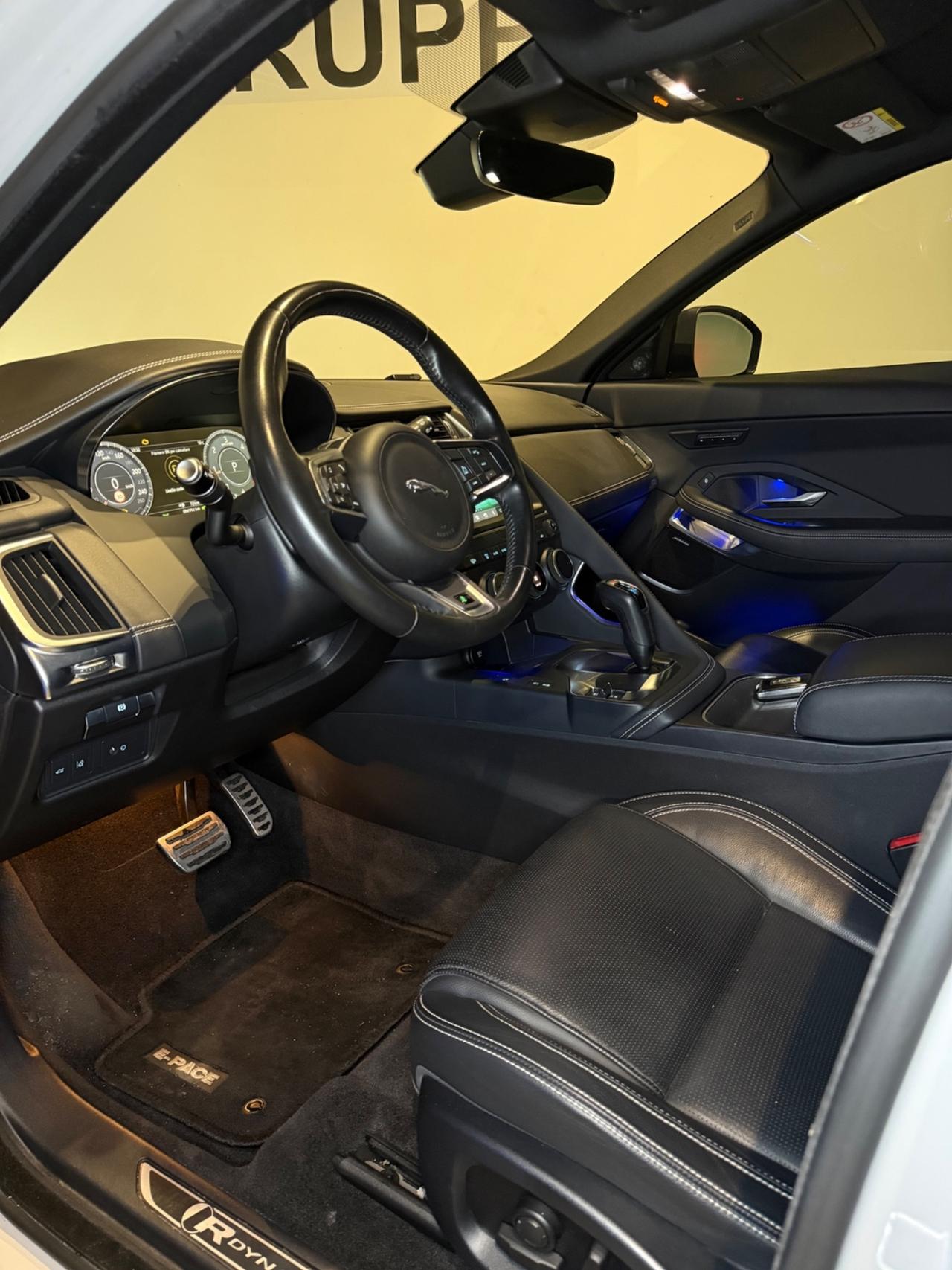 Jaguar E-Pace 2.0D 150 CV R-Dynamic