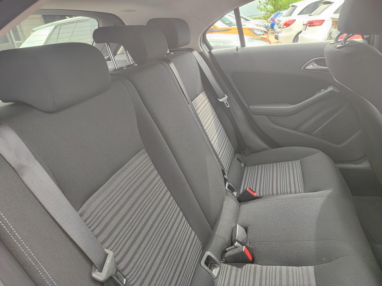 Mercedes-benz A 180 BlueEFFICIENCY Executive