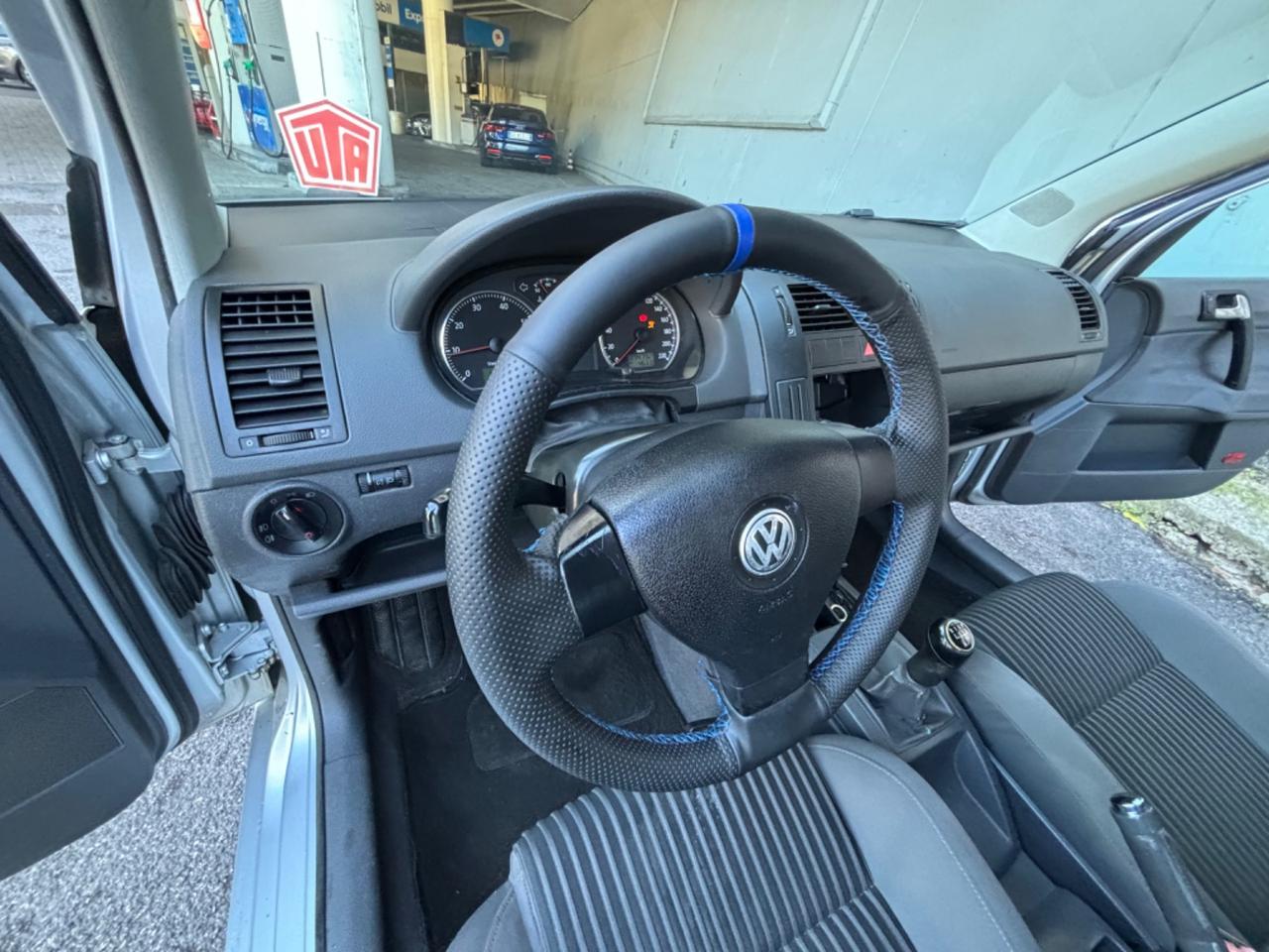 Volkswagen Polo 1.4/75CV 16V 5p. Sportline
