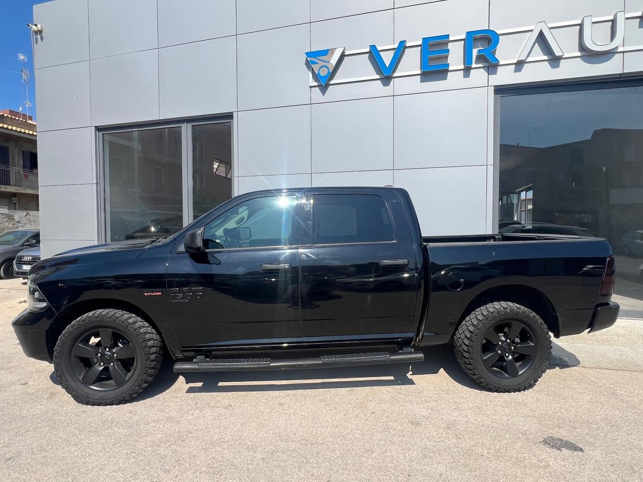 Dodge RAM 1500 V8 Diamond possibilità noleggio no scoring