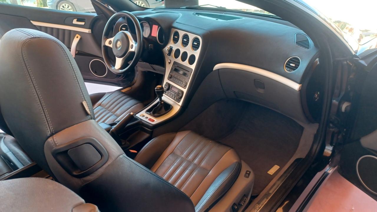 Alfa Romeo Spider 2.4 JTDm Exclusive