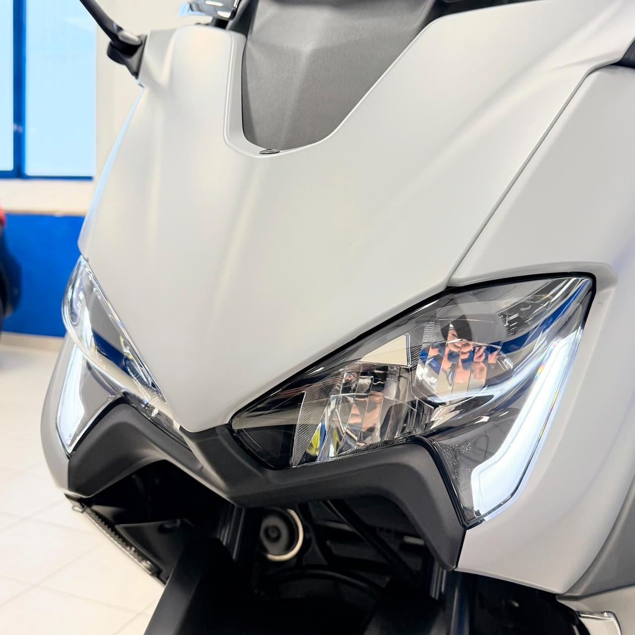 Yamaha TMAX 560