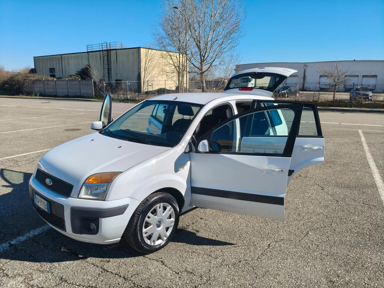 Ford Fusion 1.4 TDCi SOLAMENTE 106.000 km