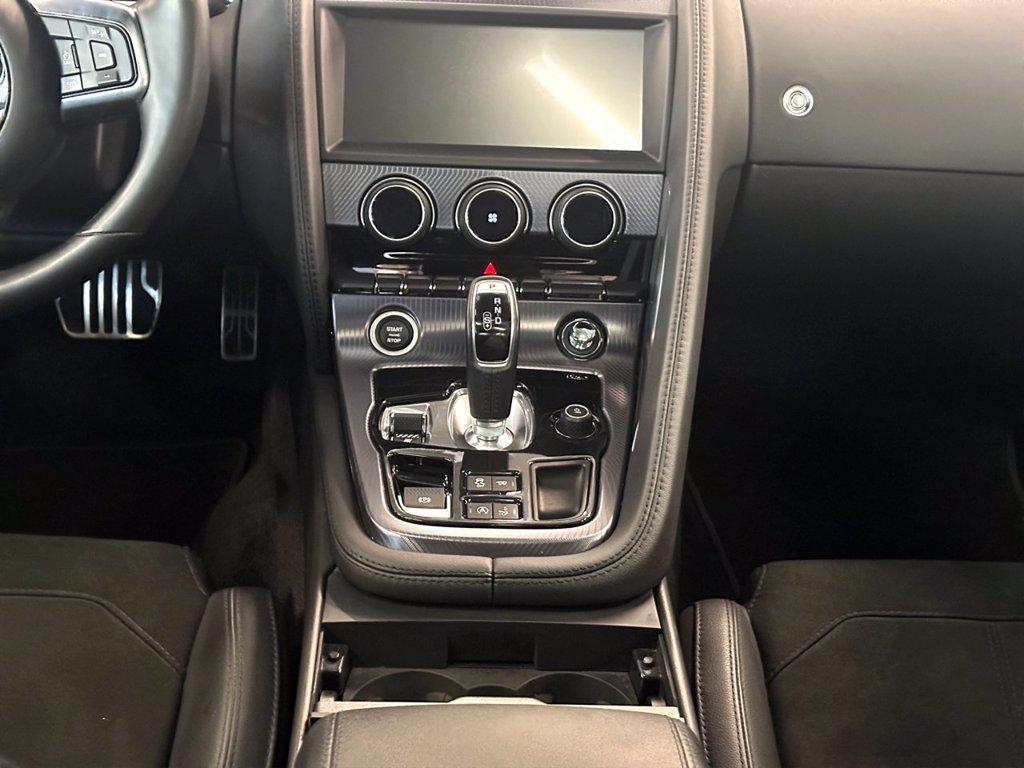 JAGUAR F-Type (X152) JAGUAR 2.0 au Coupé R-Dynamic del 2022