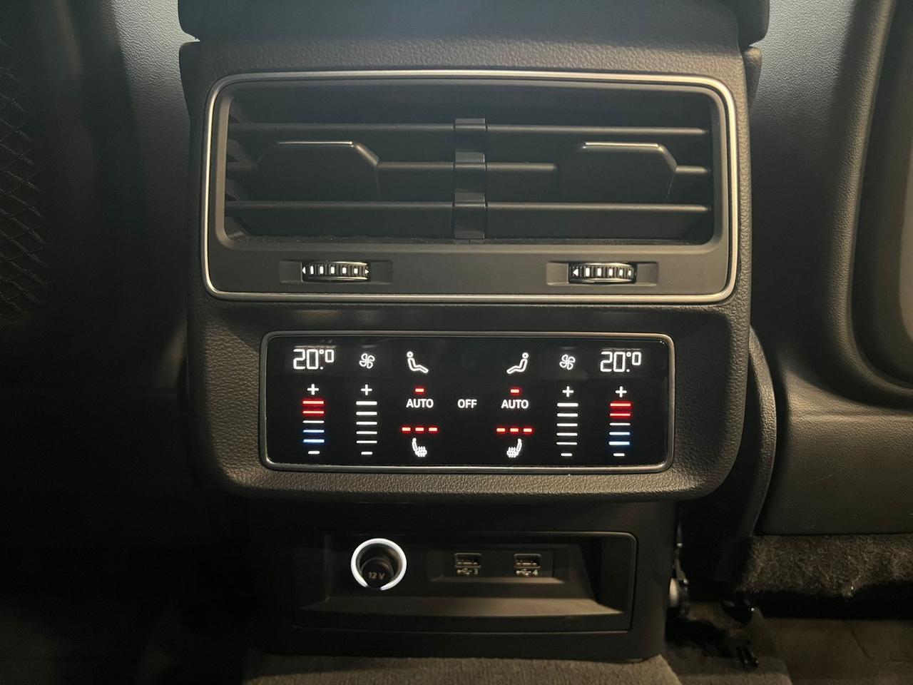 Audi Q8 50 TDI 286CV ALLES. SQ8 TETTO IVA DEDUCIBILE