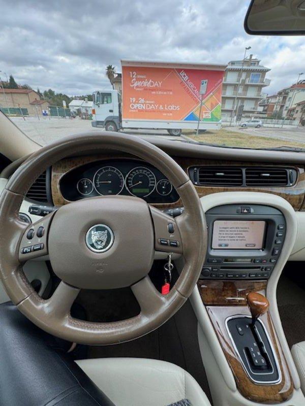 Jaguar X-Type X-Type 2.5 V6 24V cat Executive