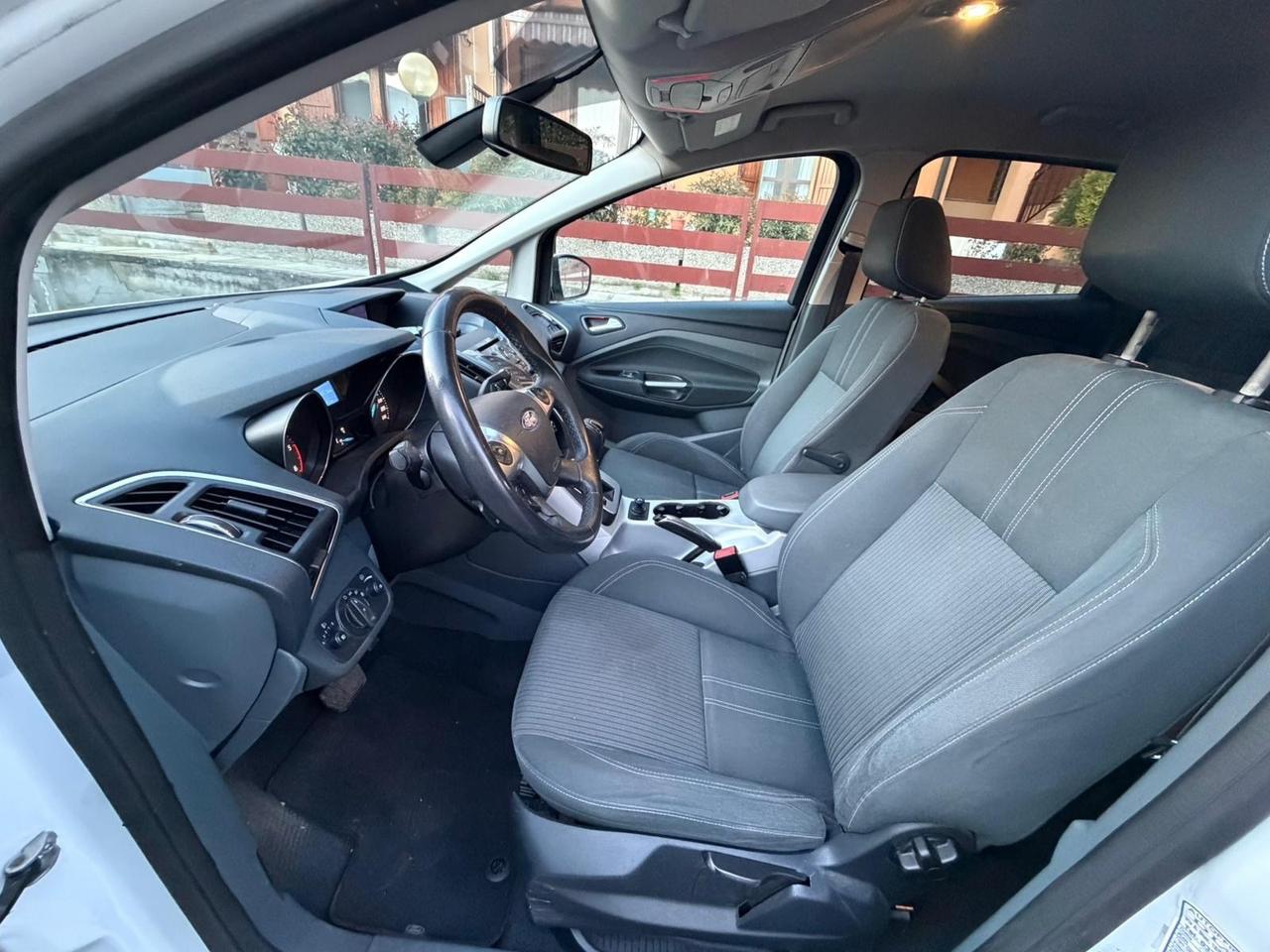 Ford C-Max 2.0 TDCi 115CV Powershift Titanium