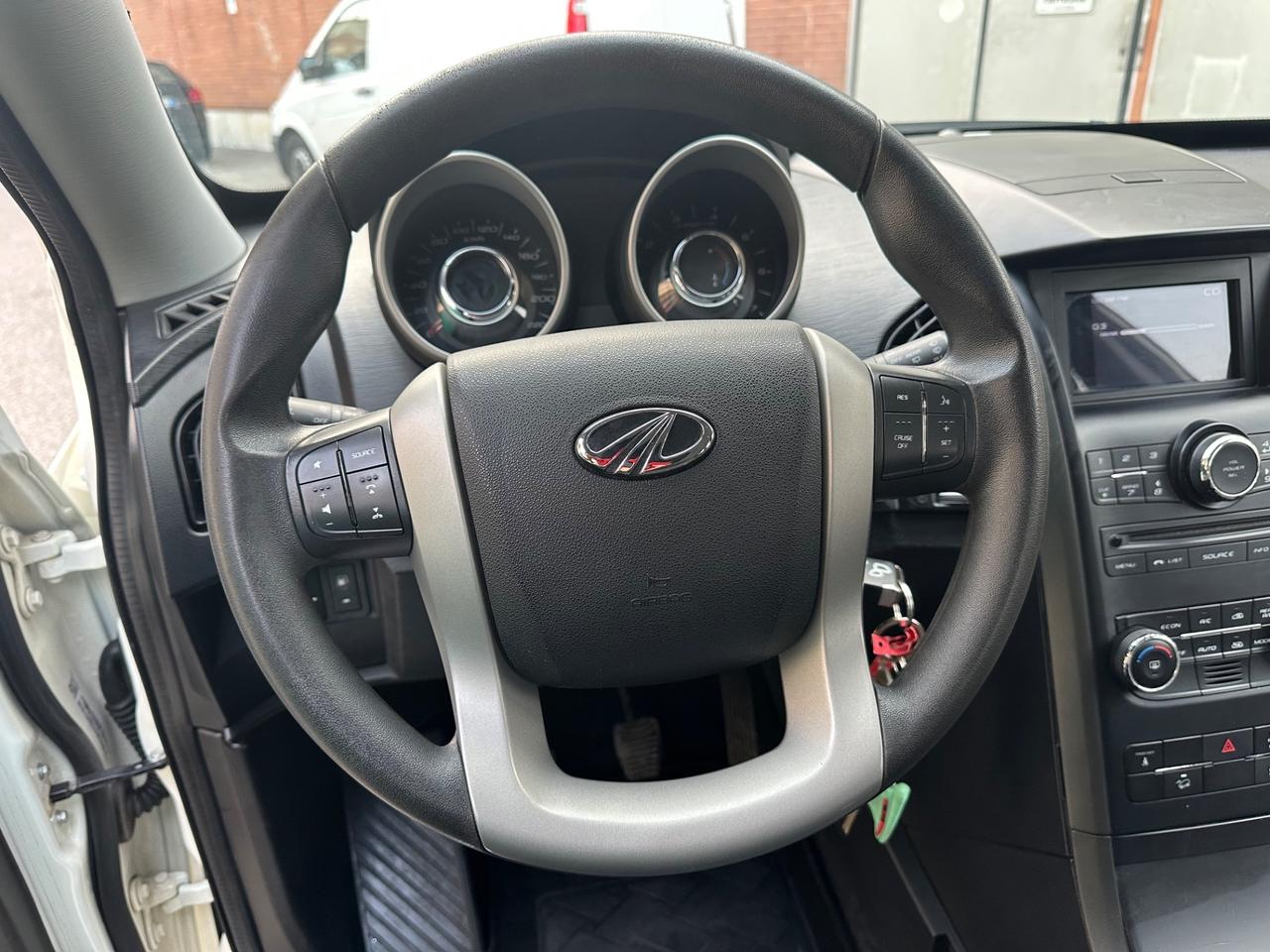 Mahindra XUV500 2.2 16V FWD W6 4x4 pochi km